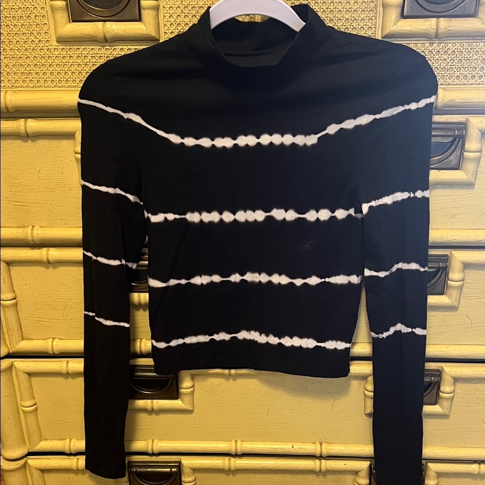 Wild Fable Black and White Striped Long Sleeve Top